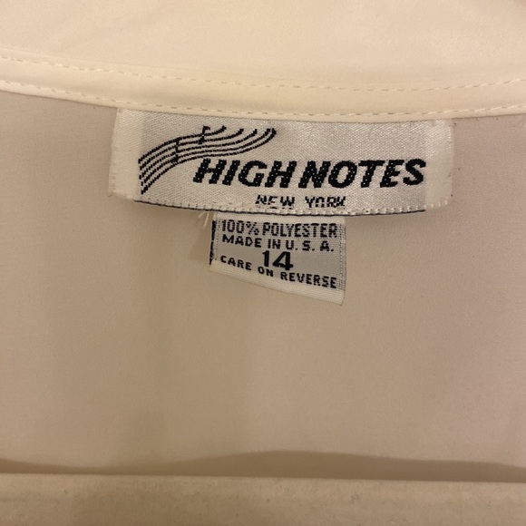 High notes New York Cream Button Down Blouse - Picture 3 of 8